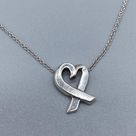 Authentic Tiffany & Co. 925 Sterling Silver Paloma Picasso Loving Heart Necklace - Picture 5 of 10
